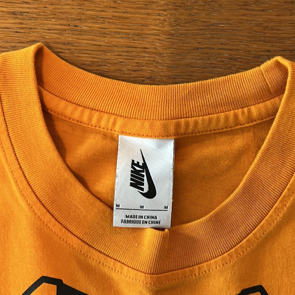 Off-White - Picture 3 of 3